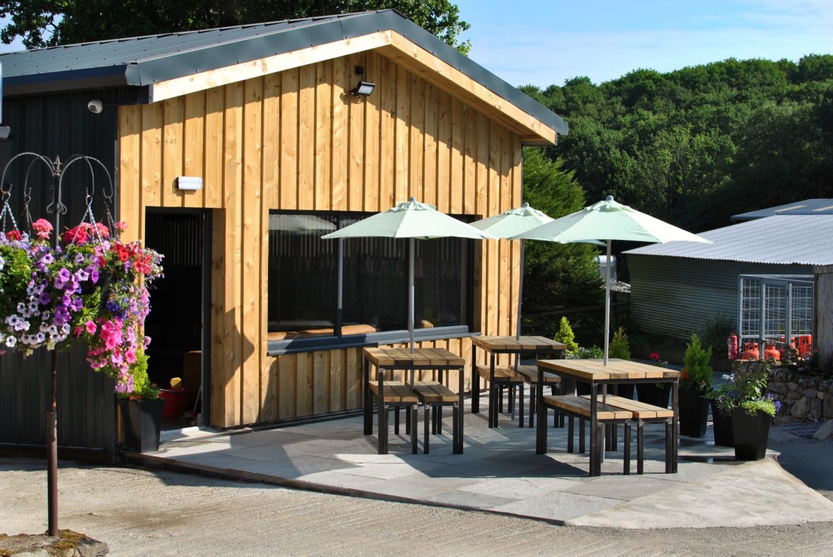 Llwyn yr Helm Caravan & Camping Park (2)
