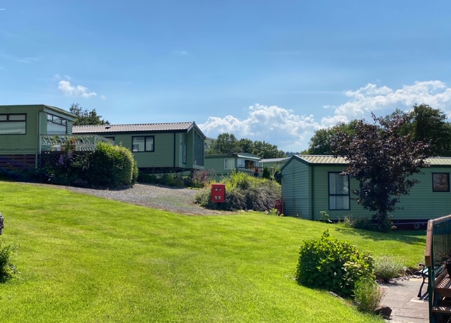 Llwyn yr Helm Caravan & Camping Park (4)